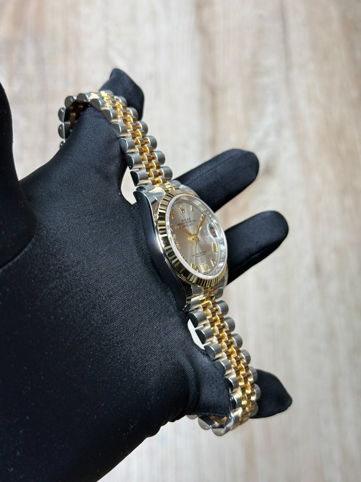 Rolex Datejust 36mm UNWORN 2026 Silver Roman VIIX Diamond Fluted Jubilee 126233
