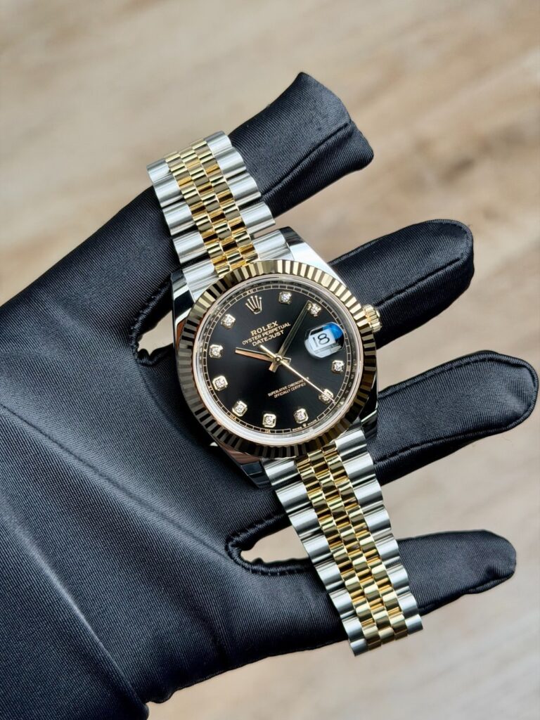 Rolex Datejust 41mm UNWORN 2026 Black Diamond Fluted Jubilee 126333