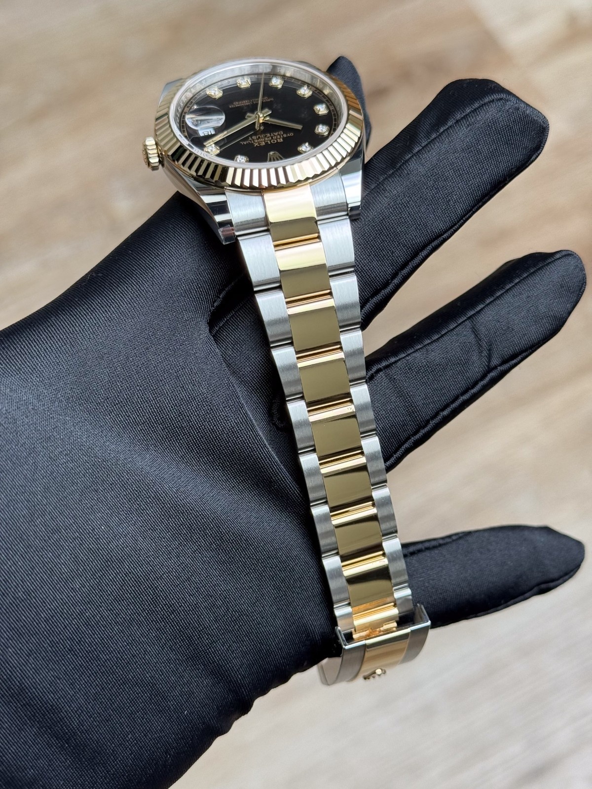 Rolex Datejust 41mm UNWORN 2026 Black Diamond Fluted Oyster 126333