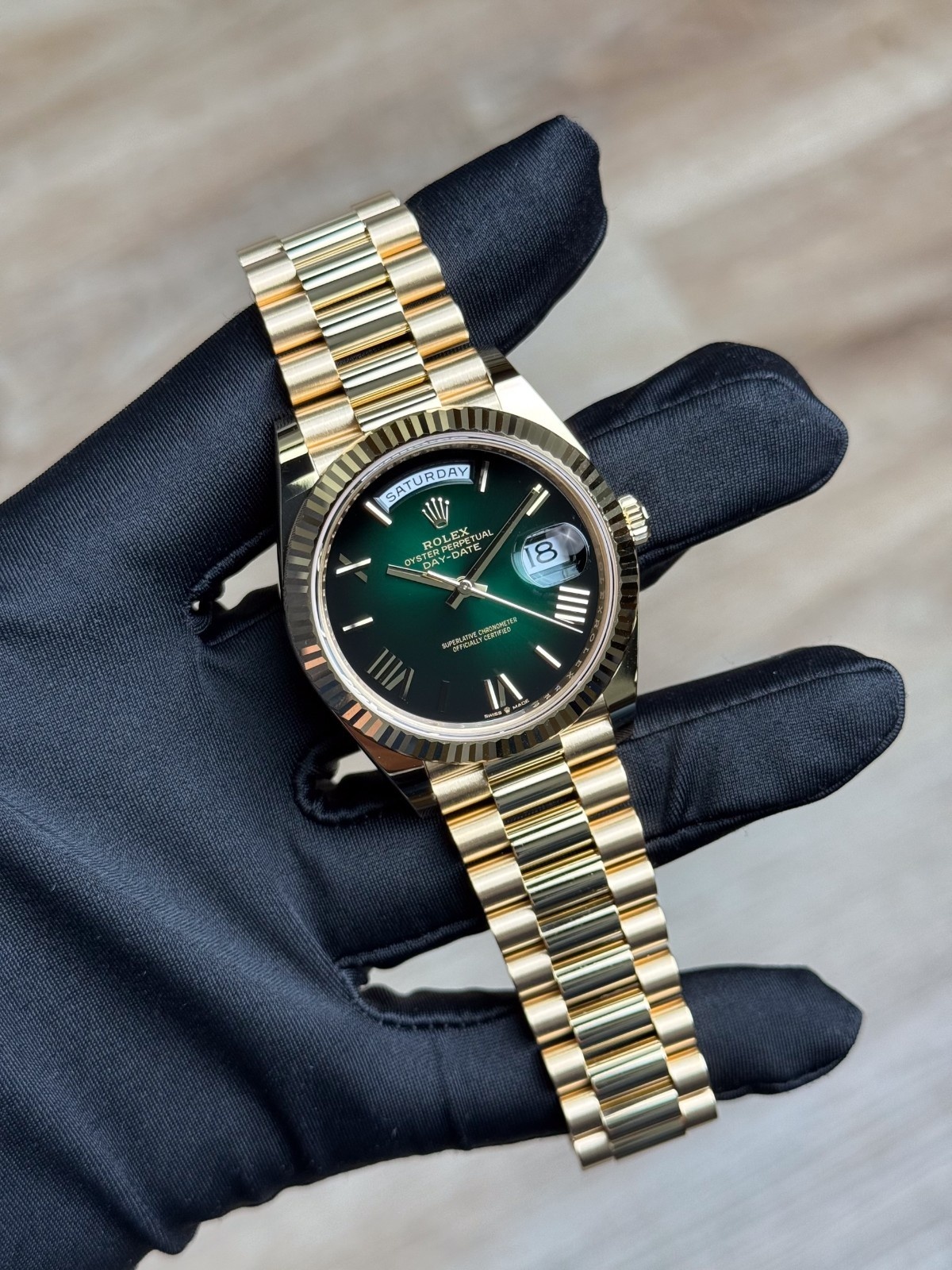 Rolex Day-Date 40 Green Ombre Roman Fluted President 2026 Unworn 228238