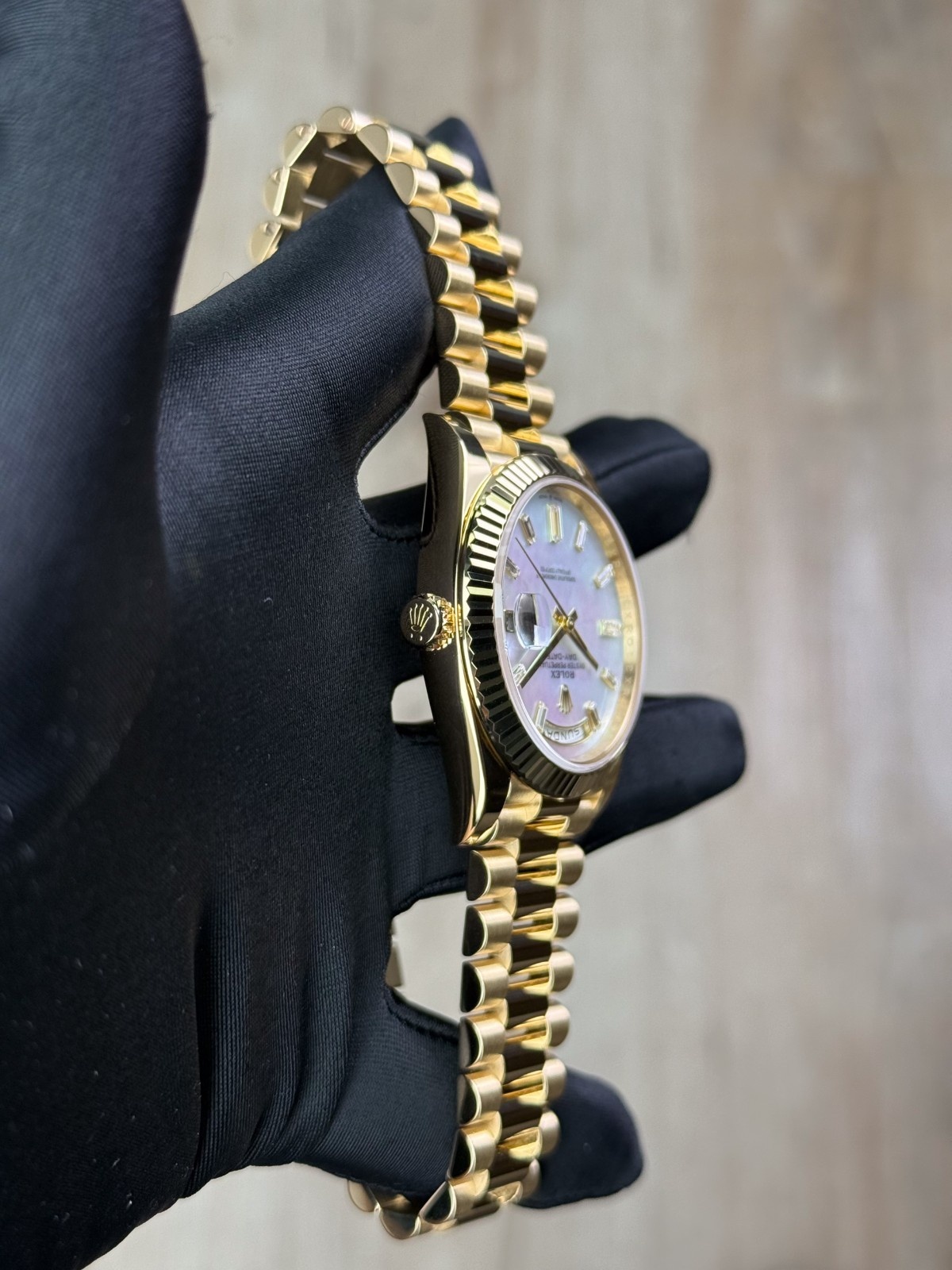 Rolex Day-date 40 MOP Pearl Baguette Diamond Fluted President Unworn 228238