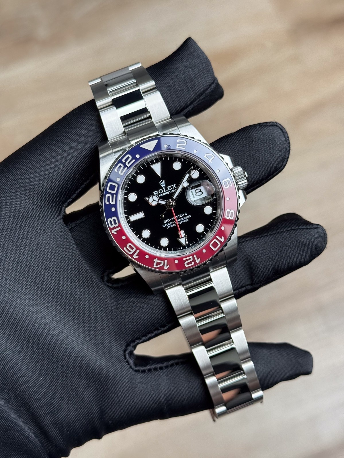 Rolex GMT-Master II 2022 Pepsi Black Oyster 126710BLRO