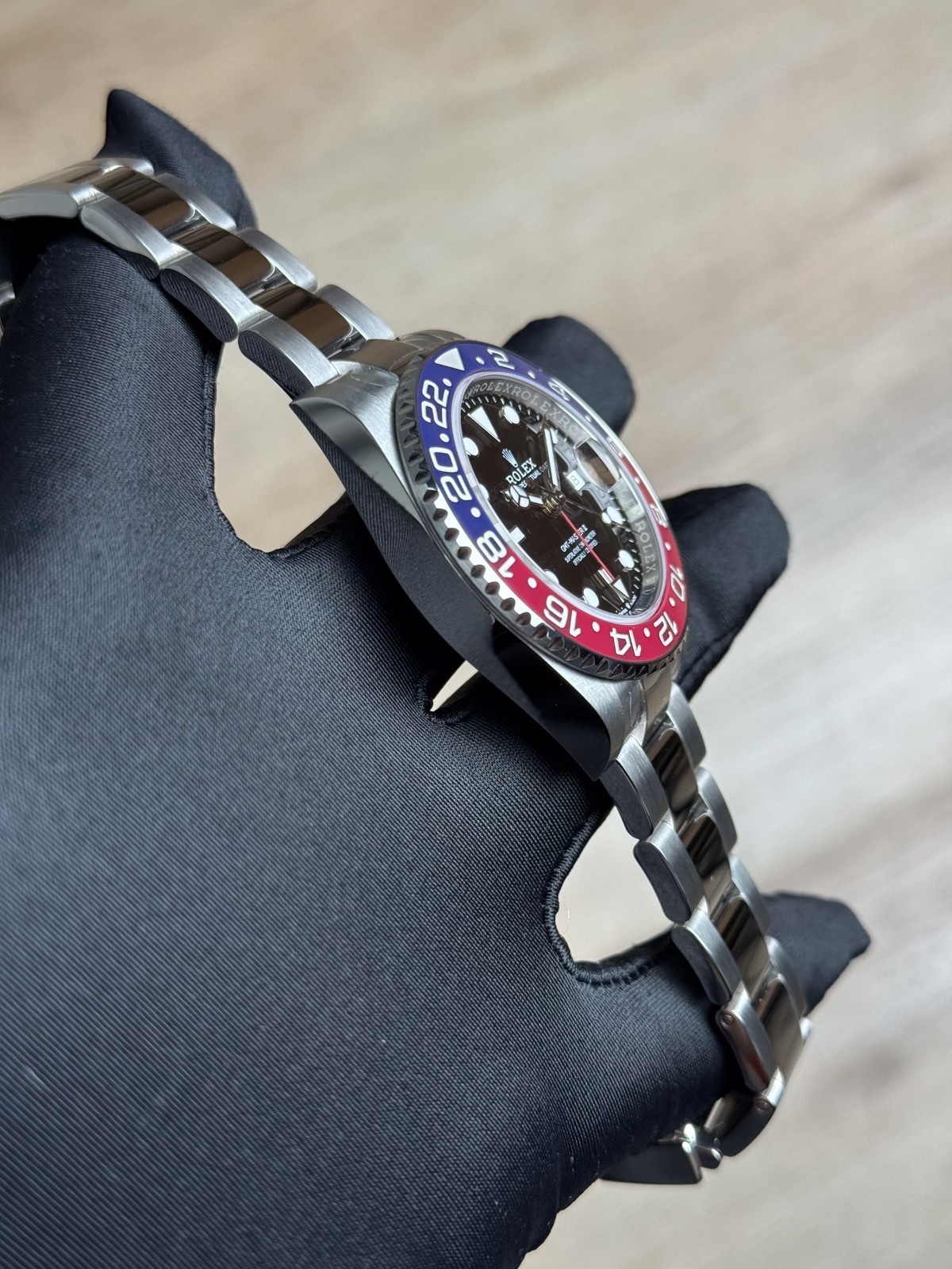 Rolex GMT-Master II 2022 Pepsi Black Oyster 126710BLRO
