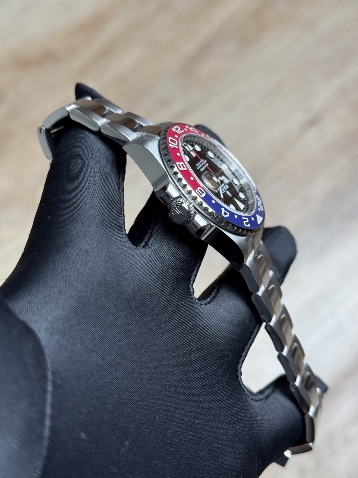 Rolex GMT-Master II 2022 Pepsi Black Oyster 126710BLRO