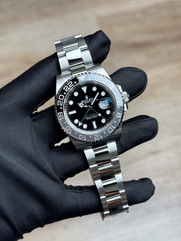 Rolex GMT-Master II UNWORN 2026 Bruce Wayne 40mm Black/Grey Oyster 126710GRNR