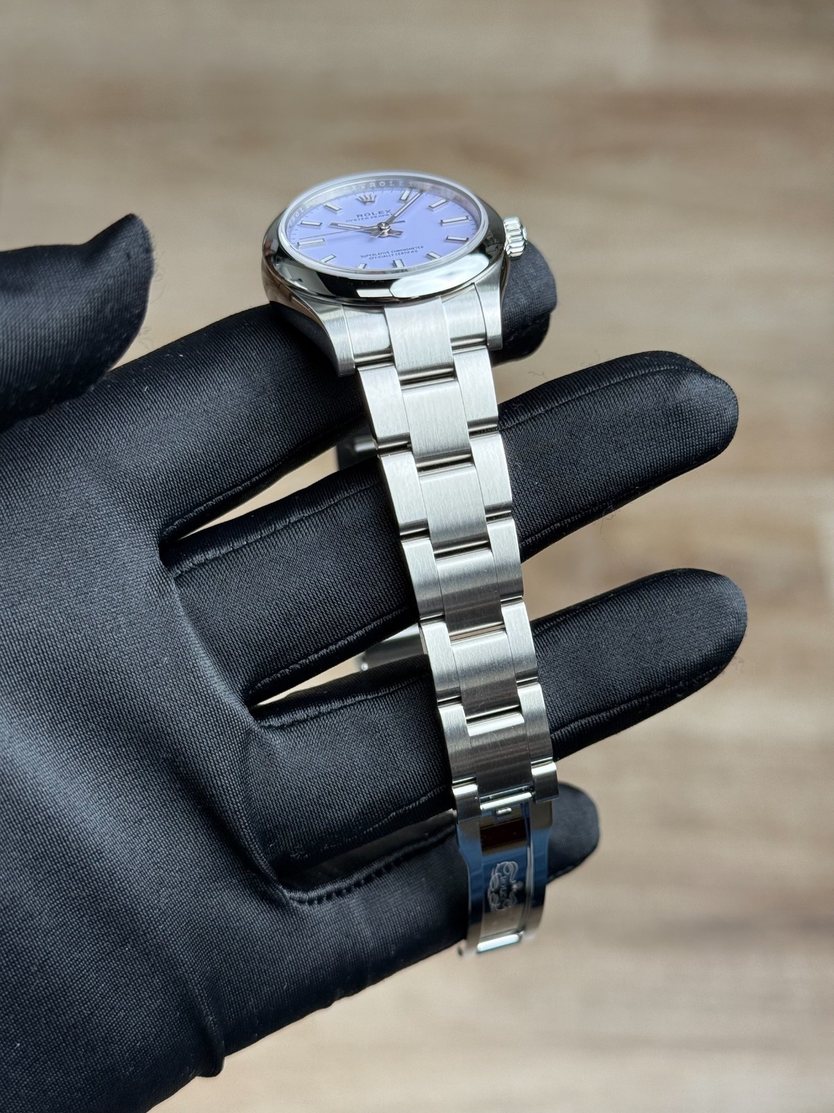 Rolex Oyster Perpetual 31 Lavender Index Smooth Oyster 2026 Unworn 277200