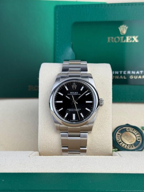 Rolex Oyster Perpetual 34 Black Smooth Oyster 2026 Unworn 124200