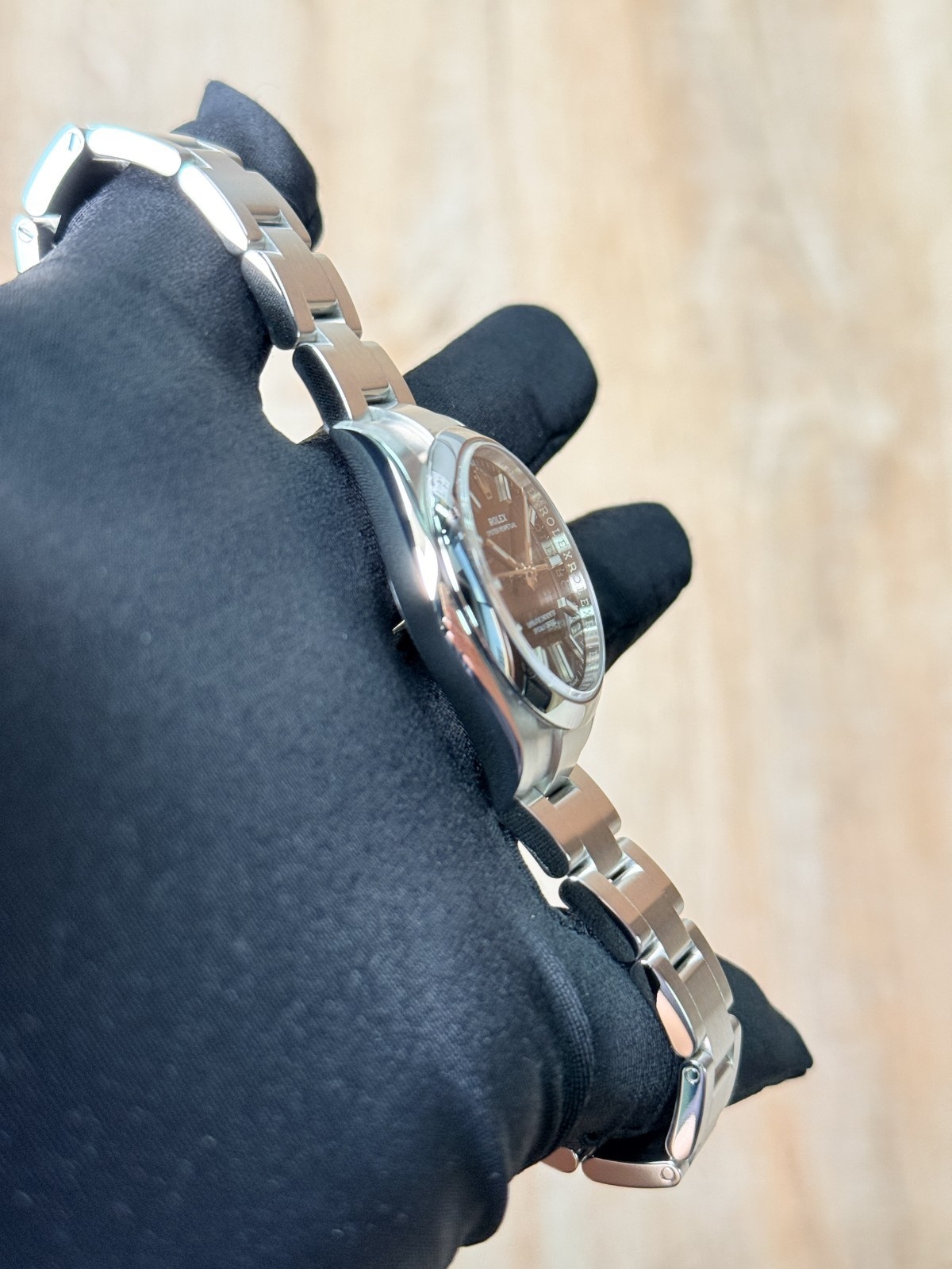 Rolex Oyster Perpetual 34 Black Smooth Oyster 2026 Unworn 124200