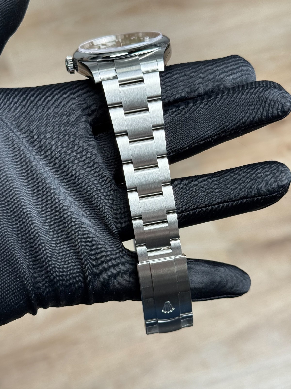 Rolex Oyster Perpetual 41 Green Smooth Oyster 2026 Uwnron 134300