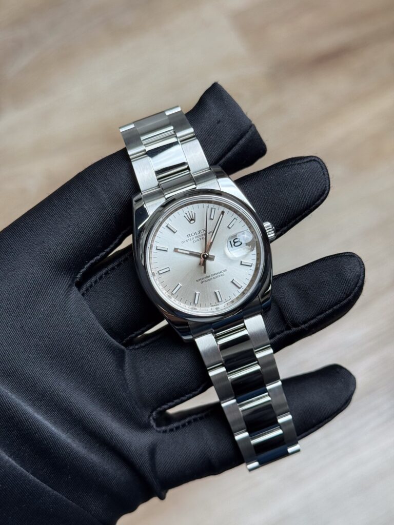 Rolex Oyster Perpetual 34mm 2018 Silver Index Smooth Oyster Preowned 115200