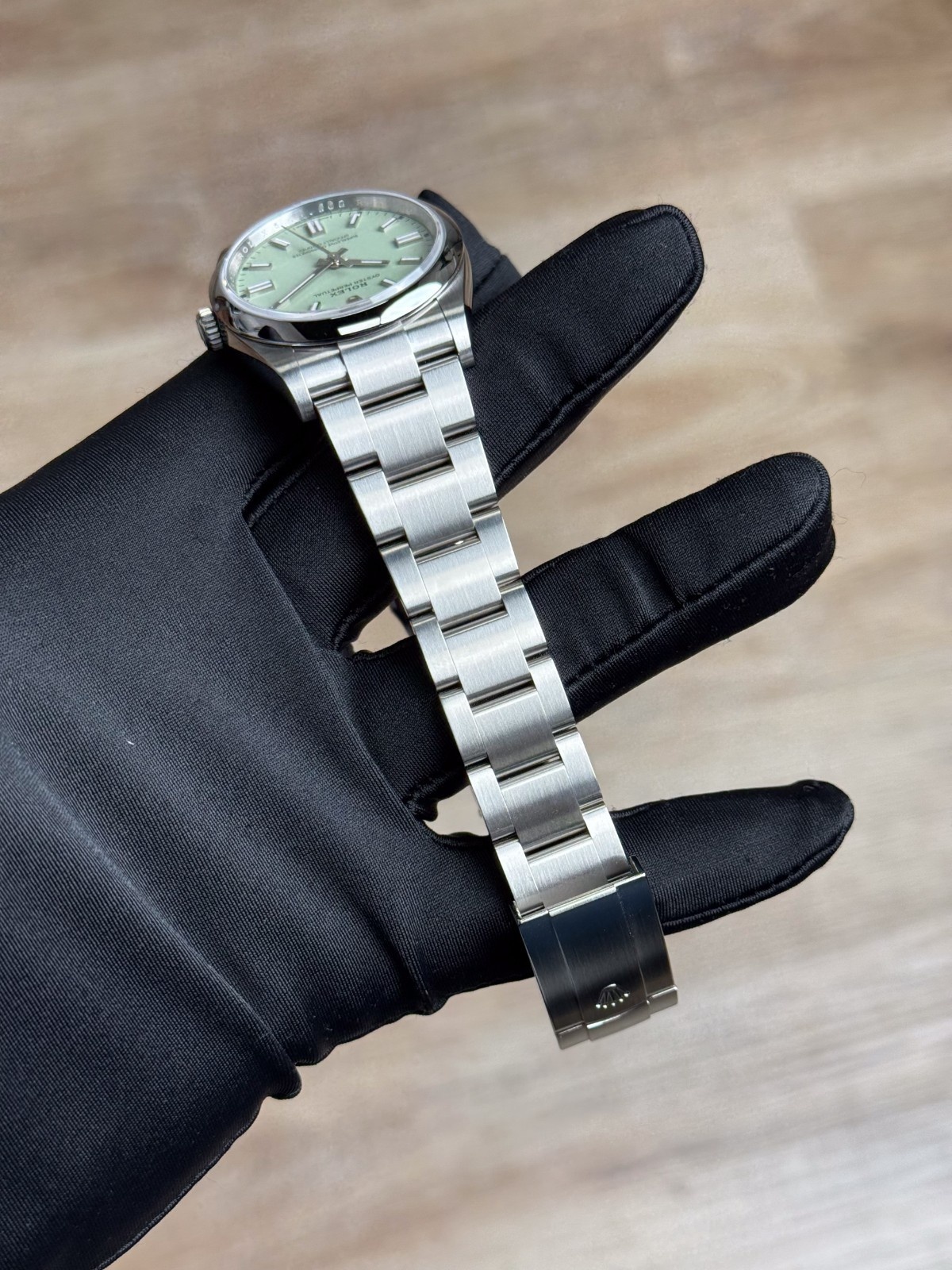 Rolex Oyster Perpetual 36 Pistachio Index Smooth Oyster 2026 Unworn 126000