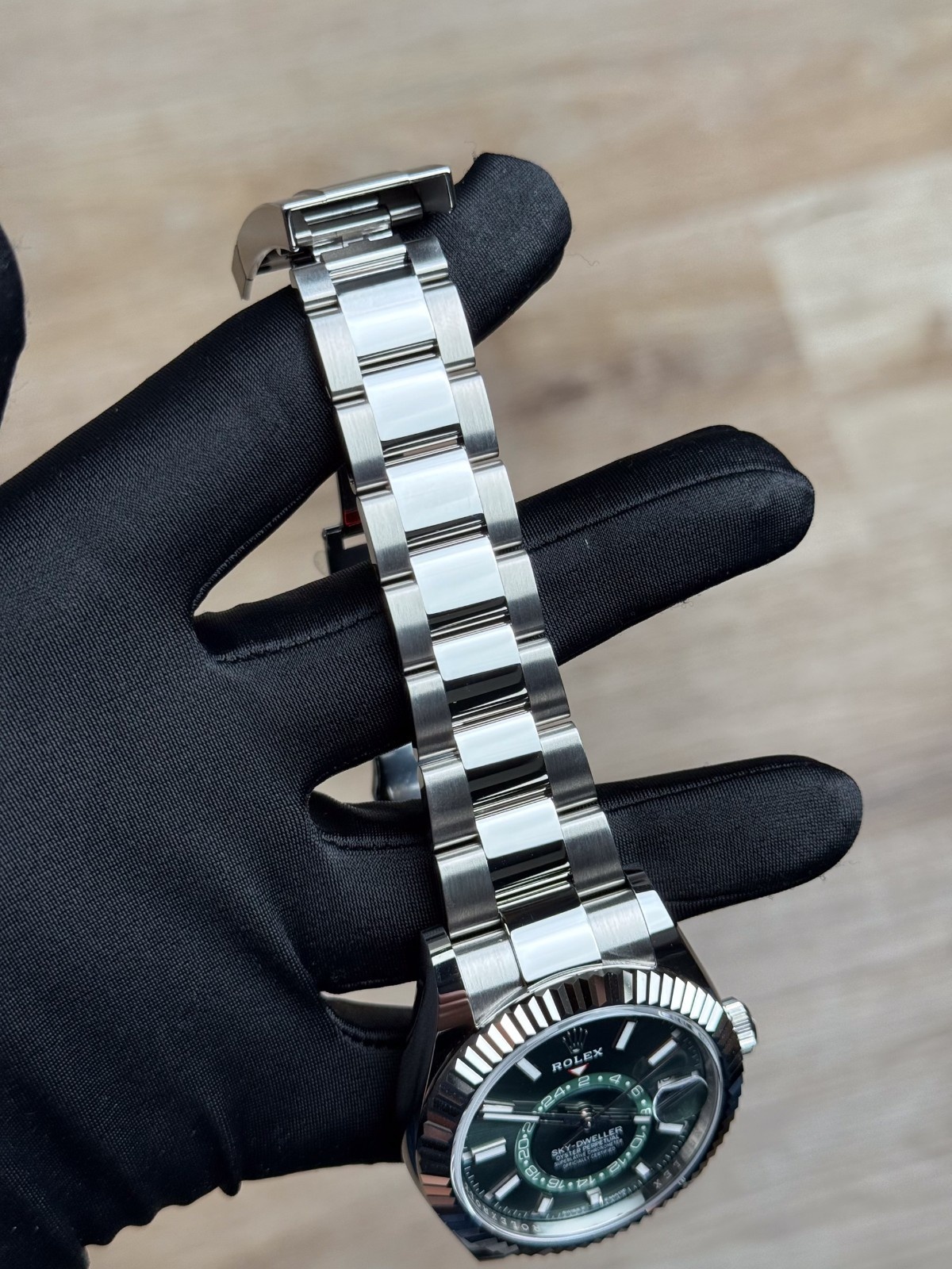 Rolex Sky-Dweller 42mm UNWORN 2026 Mint Green Index Fluted Oyster 336934