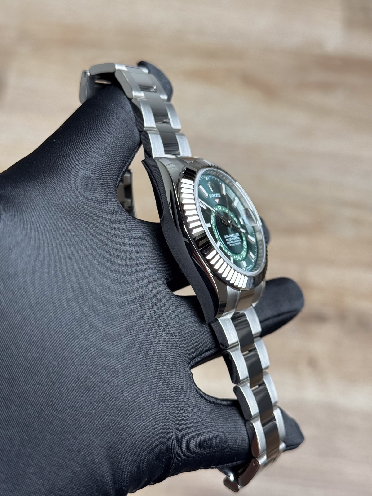 Rolex Sky-Dweller 42mm UNWORN 2026 Mint Green Index Fluted Oyster 336934