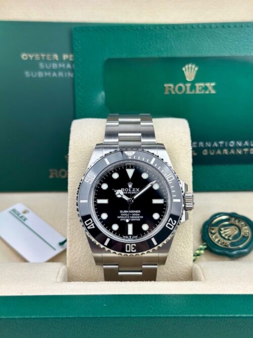 Rolex Submariner No Date 41 UNWORN 2026 Black Oyster 124060