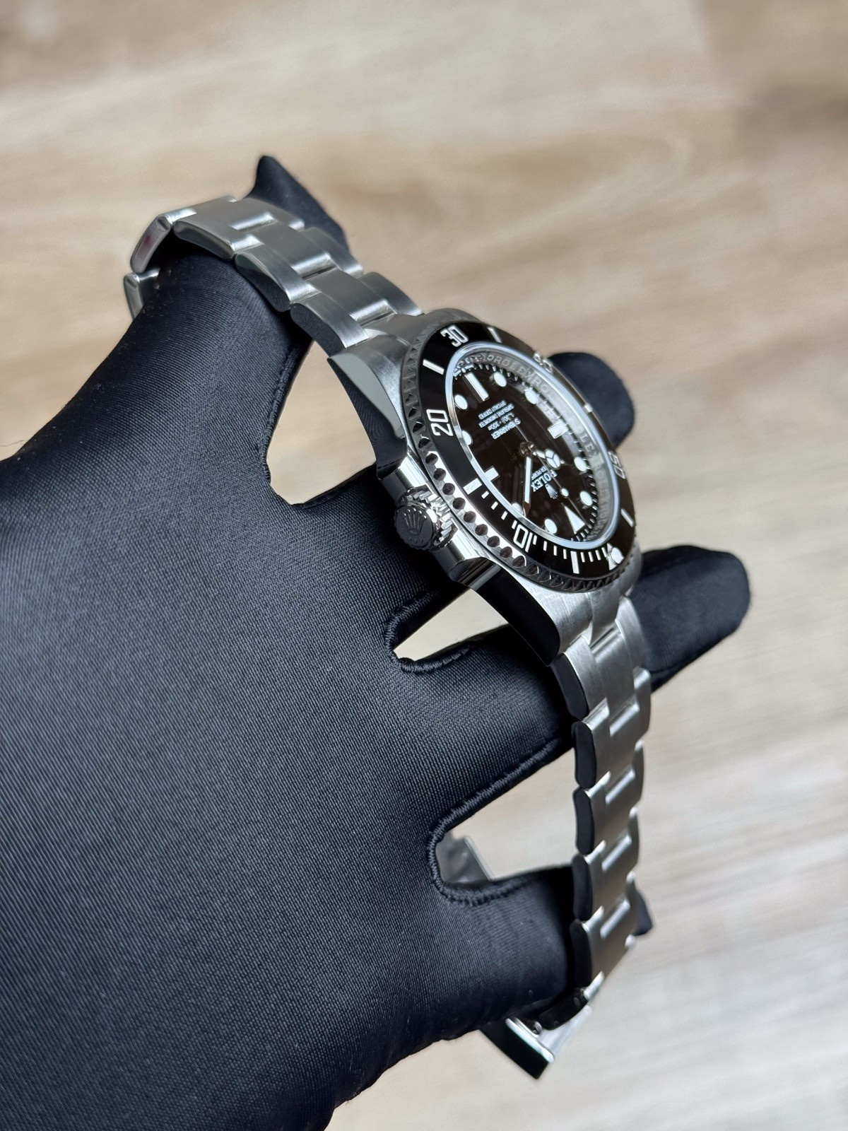 Rolex Submariner No Date 41 UNWORN 2026 Black Oyster 124060