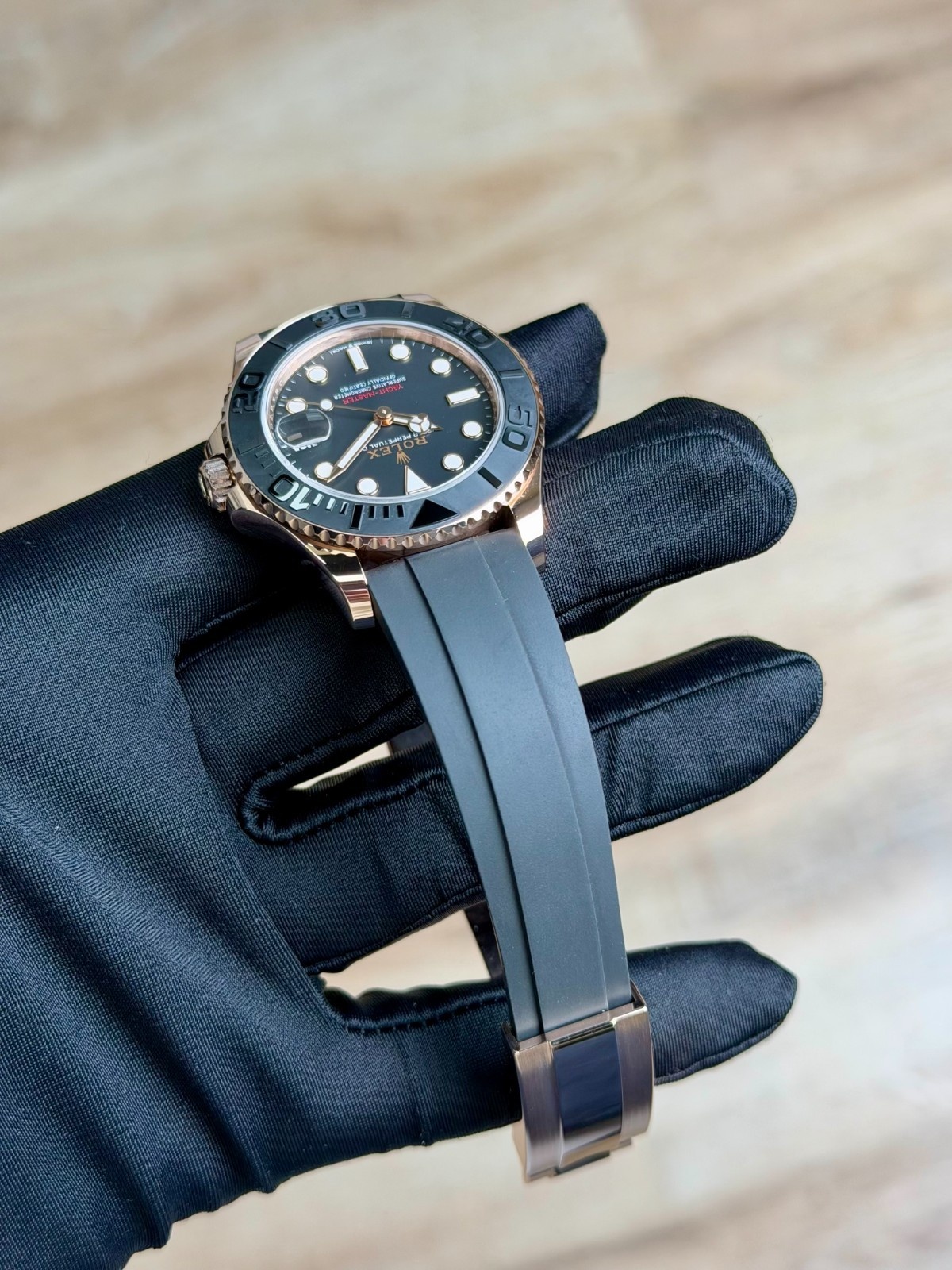 Rolex Yacht-Master 37 Black Rose Gold Oysterflex Preowned 2021 268655