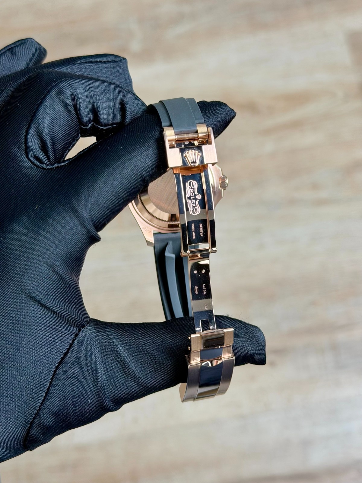 Rolex Yacht-Master 37 Black Rose Gold Oysterflex Preowned 2021 268655