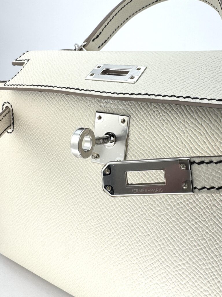 Hermes Mini Kelly 20 Epsom HSS Craie inside Black Palladium Hardware W Stamp