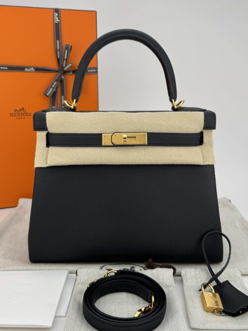 Hermes Kelly 28 Retourne Togo Black Gold Hardware G Stamp 2026