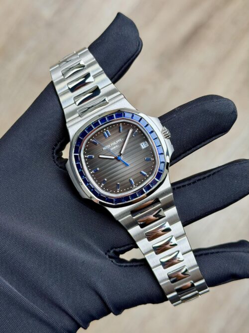 Patek Philippe Nautilus Charcoal Grey Blue Sapphire 2021 5711/111P-001