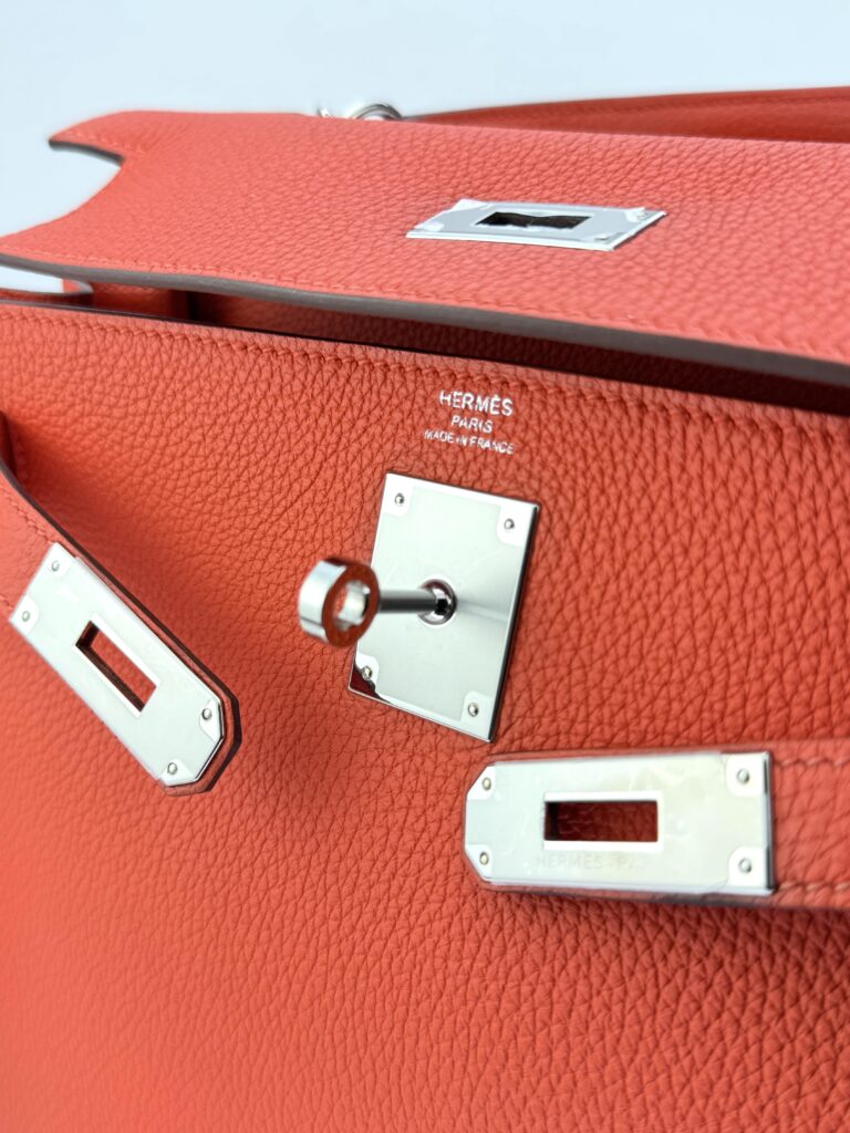 Hermes Kelly 28 Retourne Togo Vermillon Palladium Hardware Preowned T Stamp