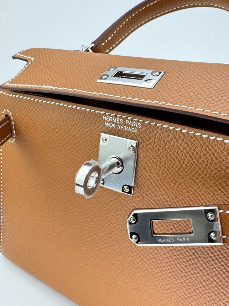 Hermes Mini Kelly 20 Sellier Epsom Gold Palladium Hardware G Stamp