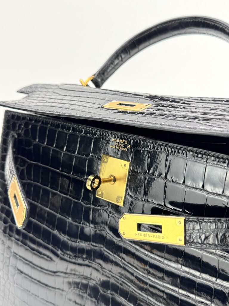 Hermes Kelly 32 Shiny Crocodile Black/Noir Gold Hardware Sqaure O Stamp