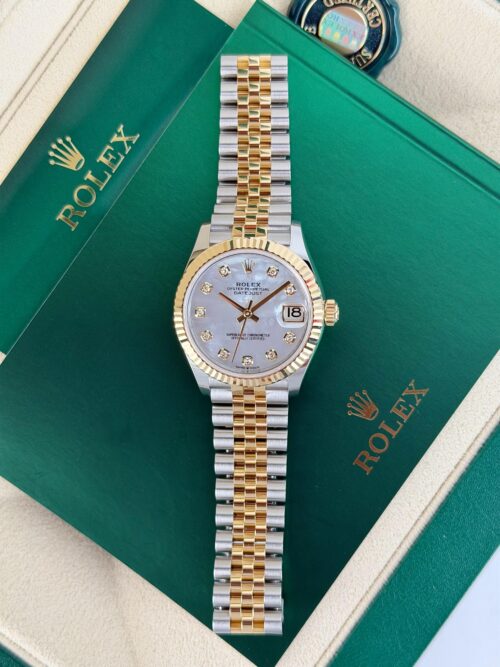 Rolex Datejust 31mm UNWORN 2026 MOP Pearl Diamond Fluted Jubilee 278273