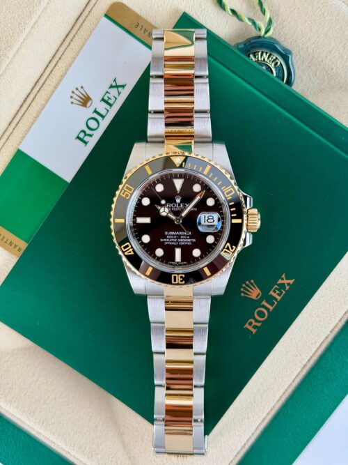 Rolex Submariner 40mm 2015 Black/Black Oyster Preowned 116613LN