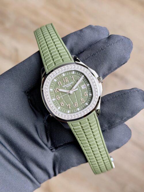 Patek Philippe Aquanaut Luce UNWORN 2026 38.8mm Khaki Green Arabic 5267/200A-011