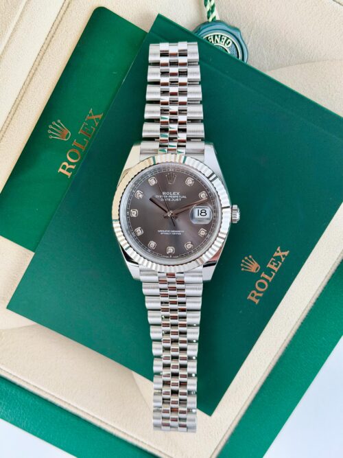 Rolex Datejust 41mm UNWORN 2026 Rhodium Grey Diamond Fluted Jubilee 126334