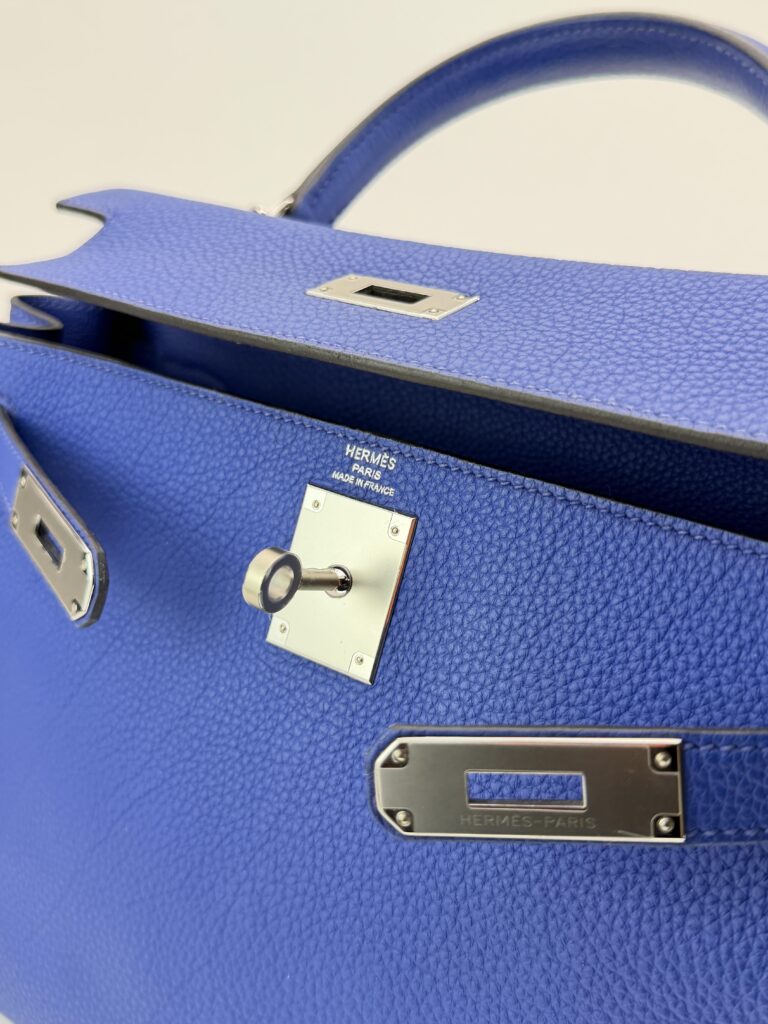 Hermes Kelly 28 Retourne Togo Blue Saphir Palladium Hardware Preowned Sqr Q