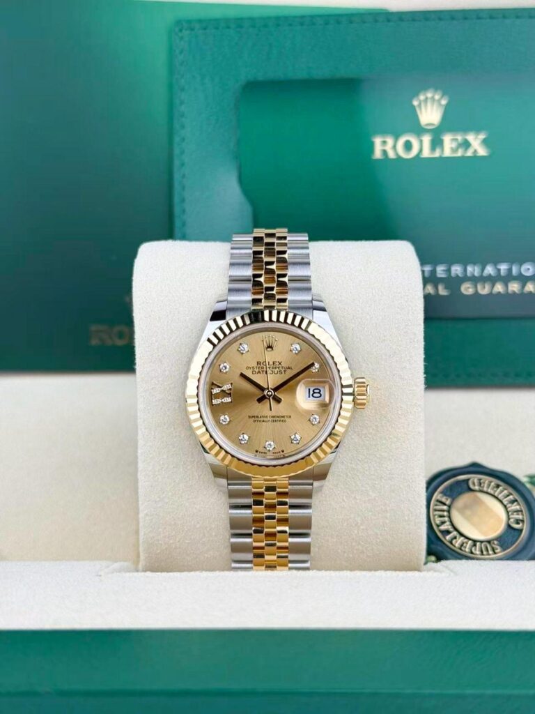Rolex Datejust 28mm UNWORN 2026 Champagne Star Diamond IX Fluted Jubilee 279173