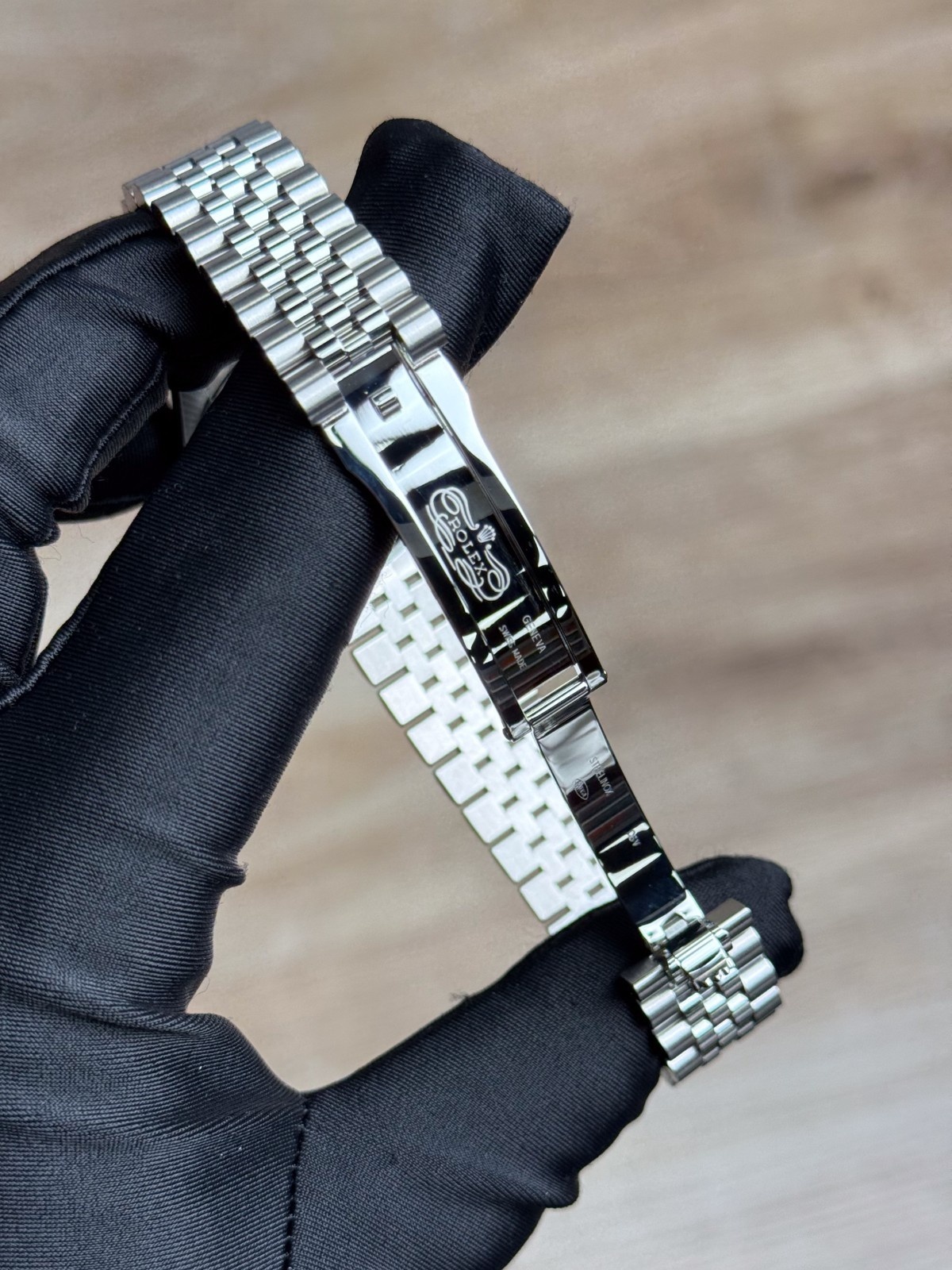 Rolex Datejust 31mm UNWORN 2026 MOP Pearl Diamond Bezel Jubilee 278384RBR