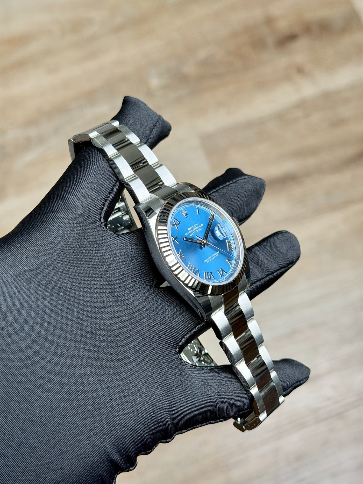 Rolex Datejust 41mm UNWORN 2026 Blue Roman Fluted Bezel Oyster 126334