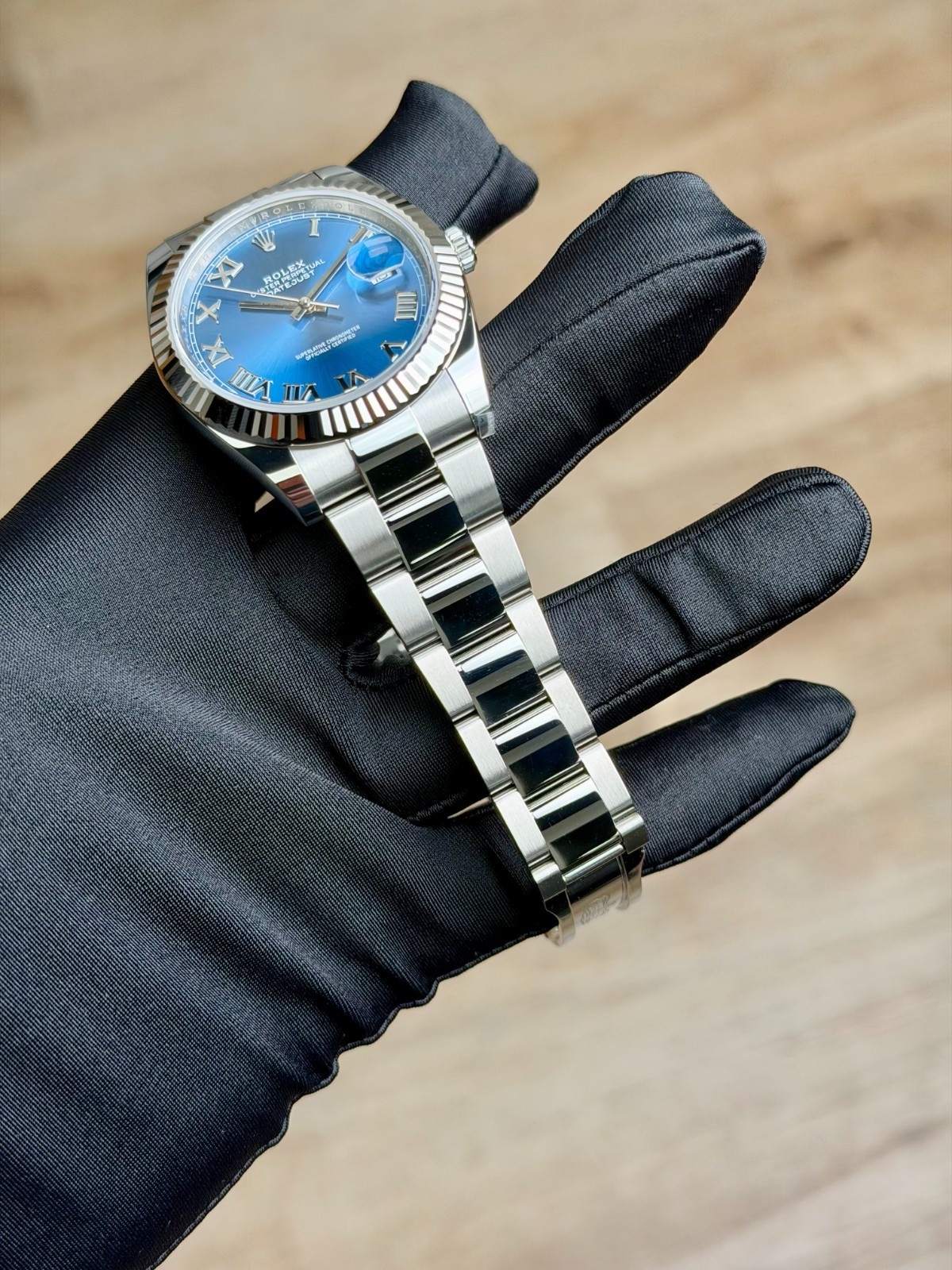 Rolex Datejust 41mm UNWORN 2026 Blue Roman Fluted Bezel Oyster 126334
