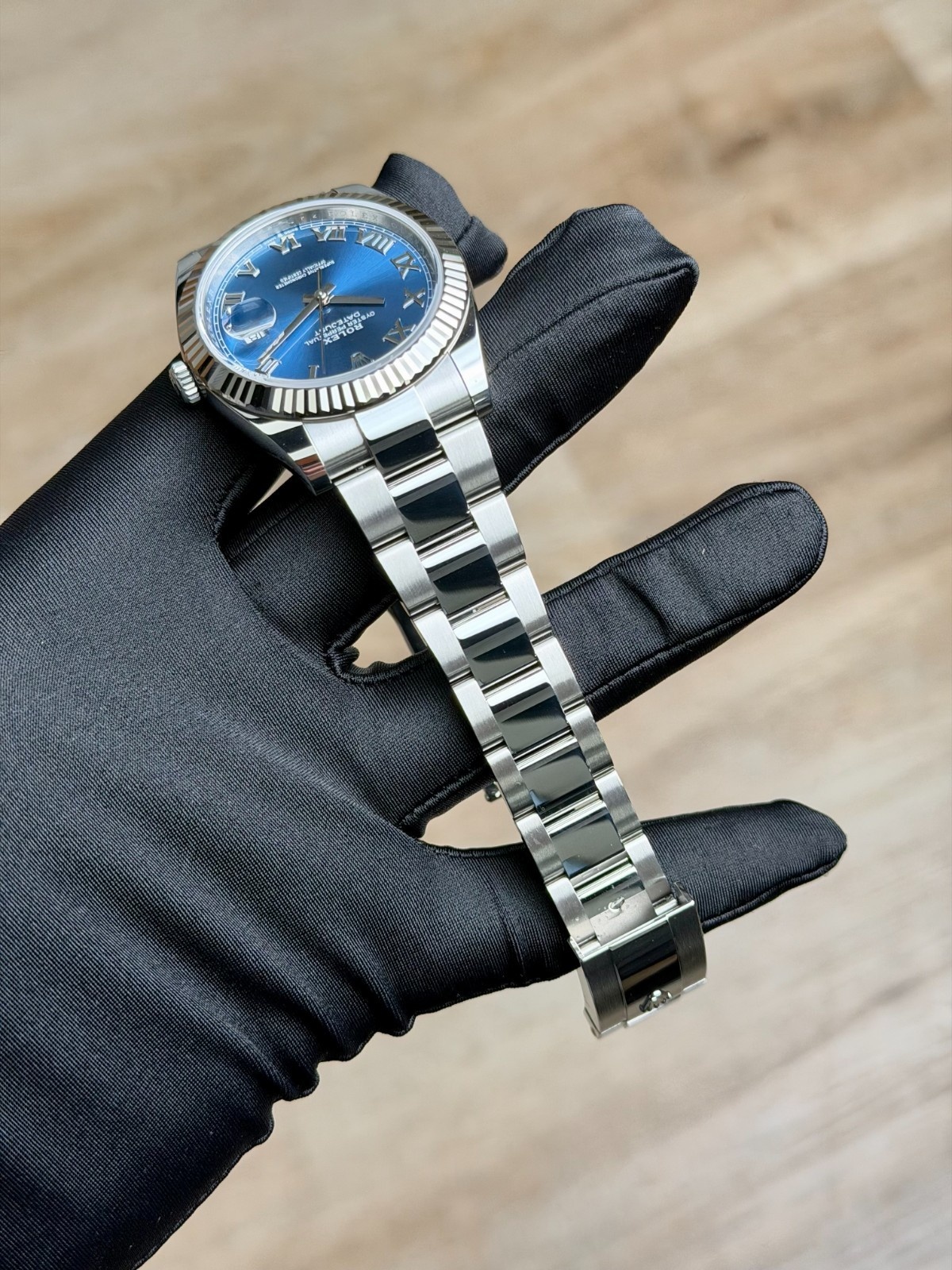 Rolex Datejust 41mm UNWORN 2026 Blue Roman Fluted Bezel Oyster 126334