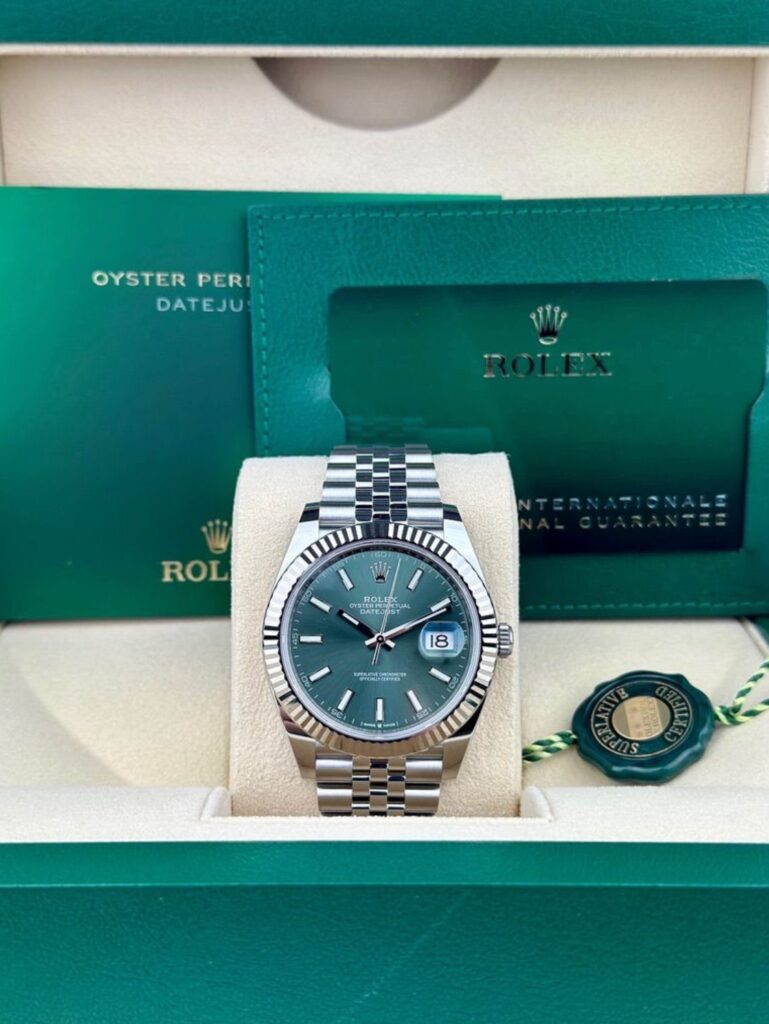 Rolex Datejust 41mm UNWORN 2026 Mint Green Index Fluted Jubilee 126334