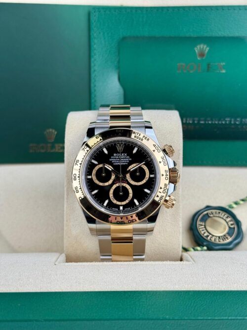 Rolex Daytona UNWORN 2026 Black/Black Index Oyster 126503