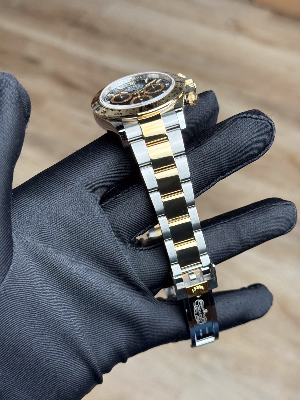 Rolex Daytona UNWORN 2026 Black/Black Index Oyster 126503