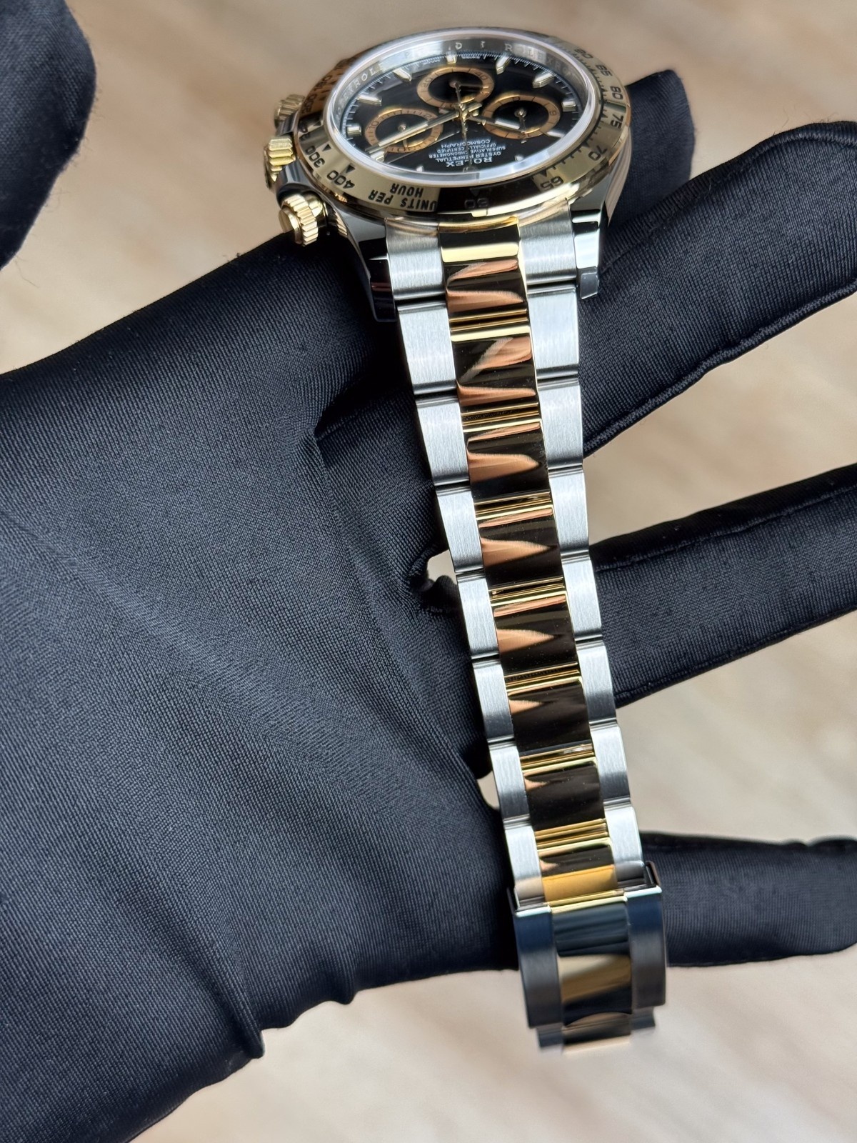 Rolex Daytona UNWORN 2026 Black/Black Index Oyster 126503