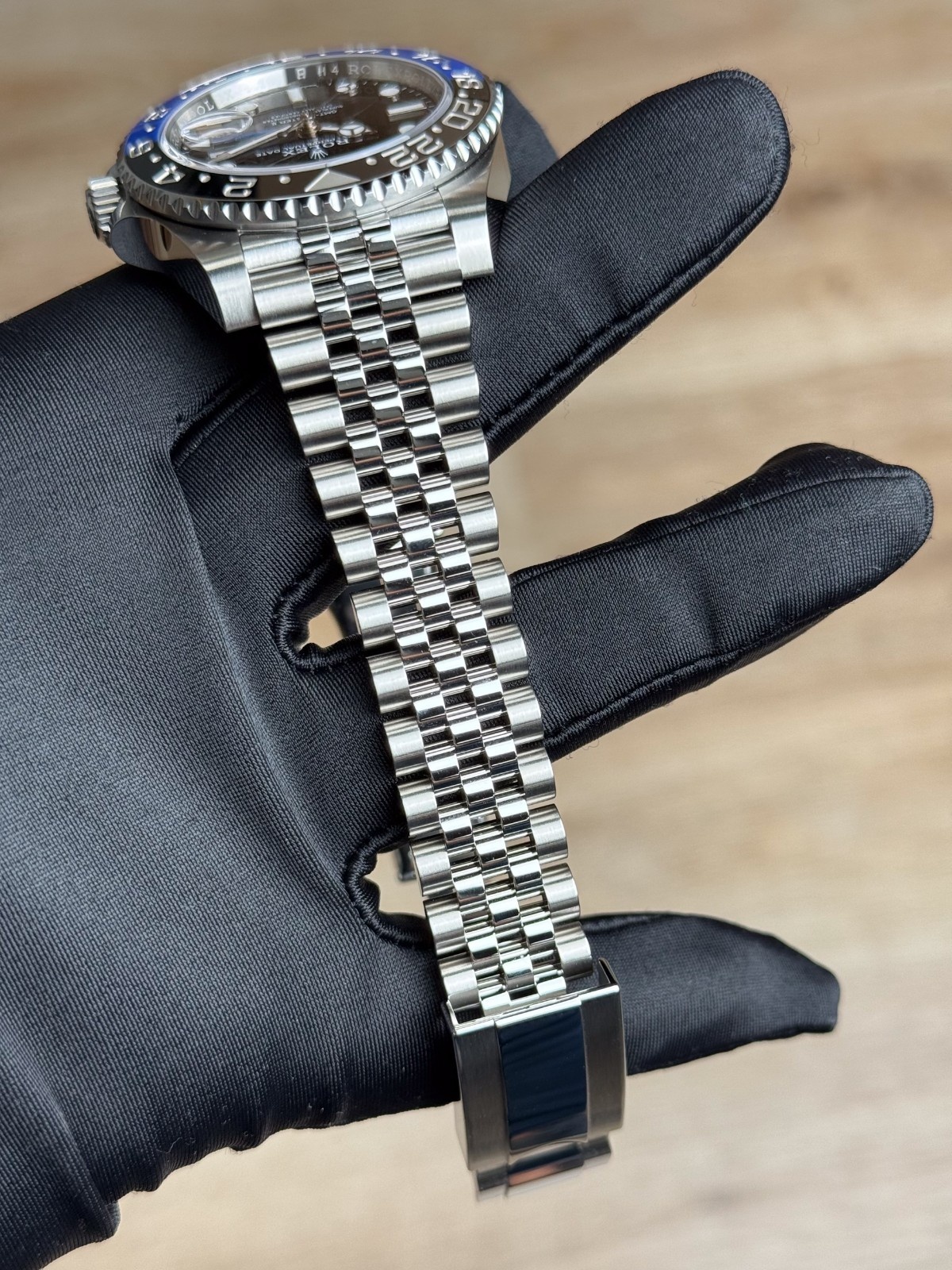 Rolex GMT-Master II 2024 Batgirl 40mm Black Jubilee Preowned 126710BLNR
