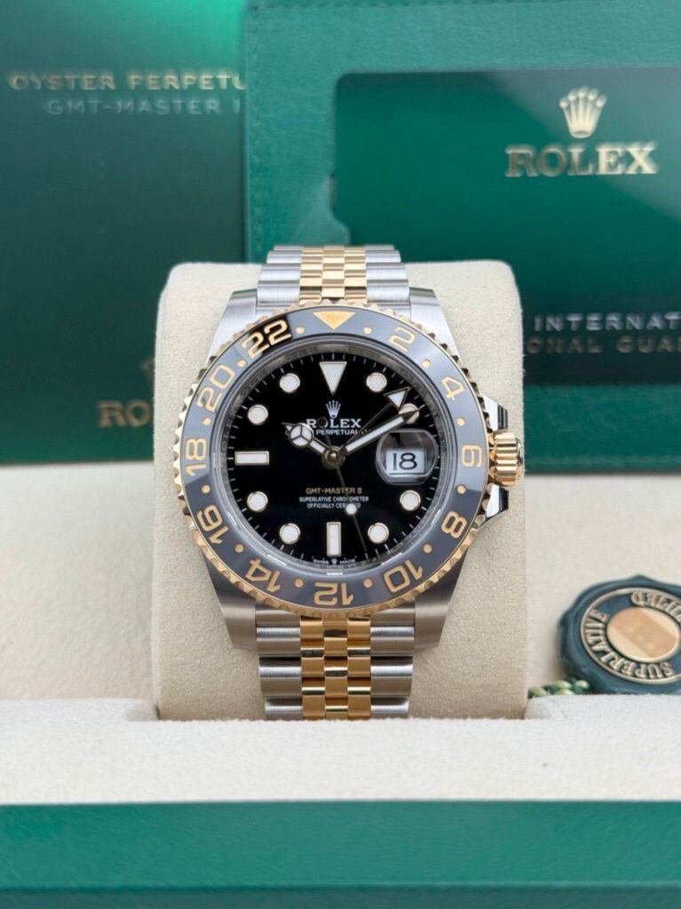 Rolex GMT-Master II UNWORN 2026 Zombie Black/Grey Jubilee 126713GRNR