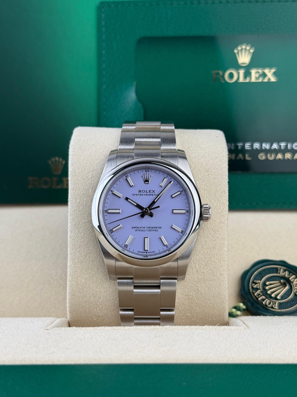 Rolex Oyster Perpetual 34mm UNWORN 2026 Lavender Smooth Oyster 124200