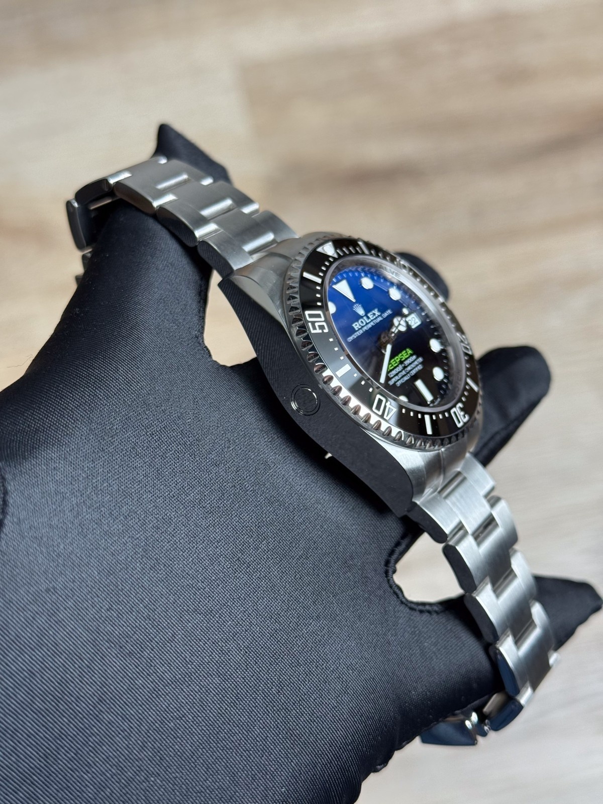 Rolex Sea-Dweller Deepsea UNWORN 2026 44mm James Cameron D-Blue Oyster 136660
