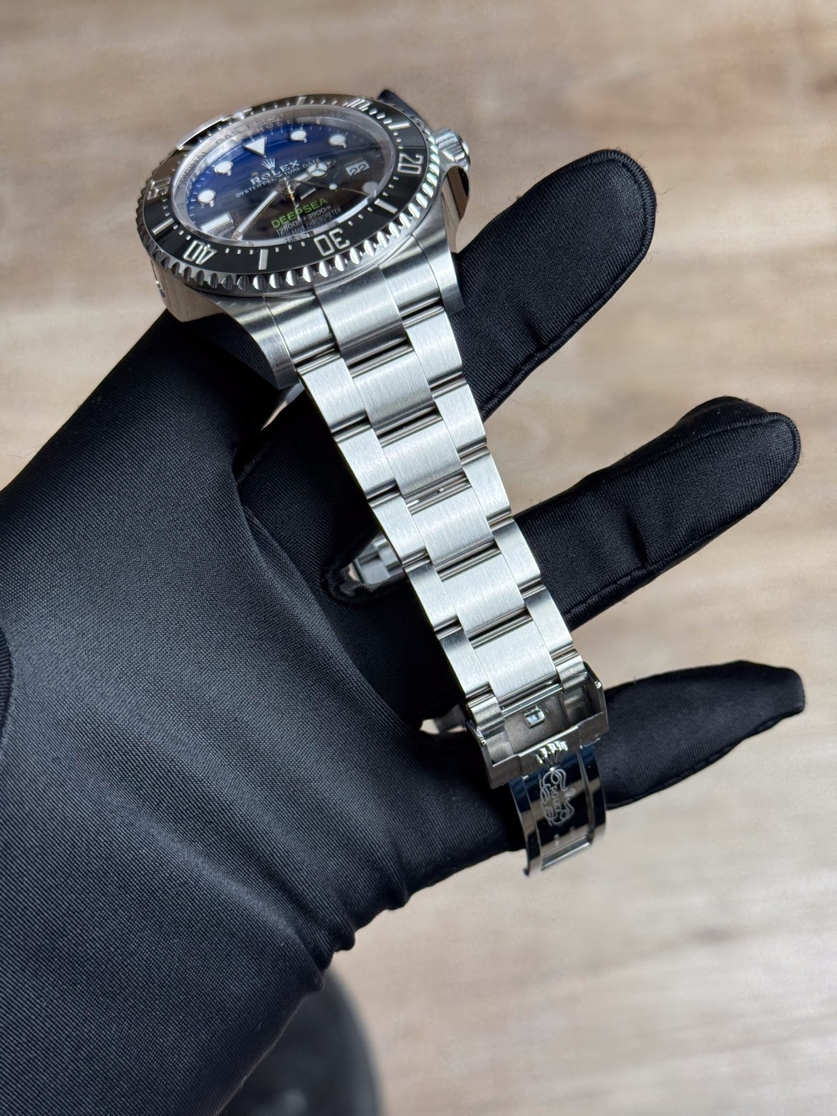 Rolex Sea-Dweller Deepsea UNWORN 2026 44mm James Cameron D-Blue Oyster 136660