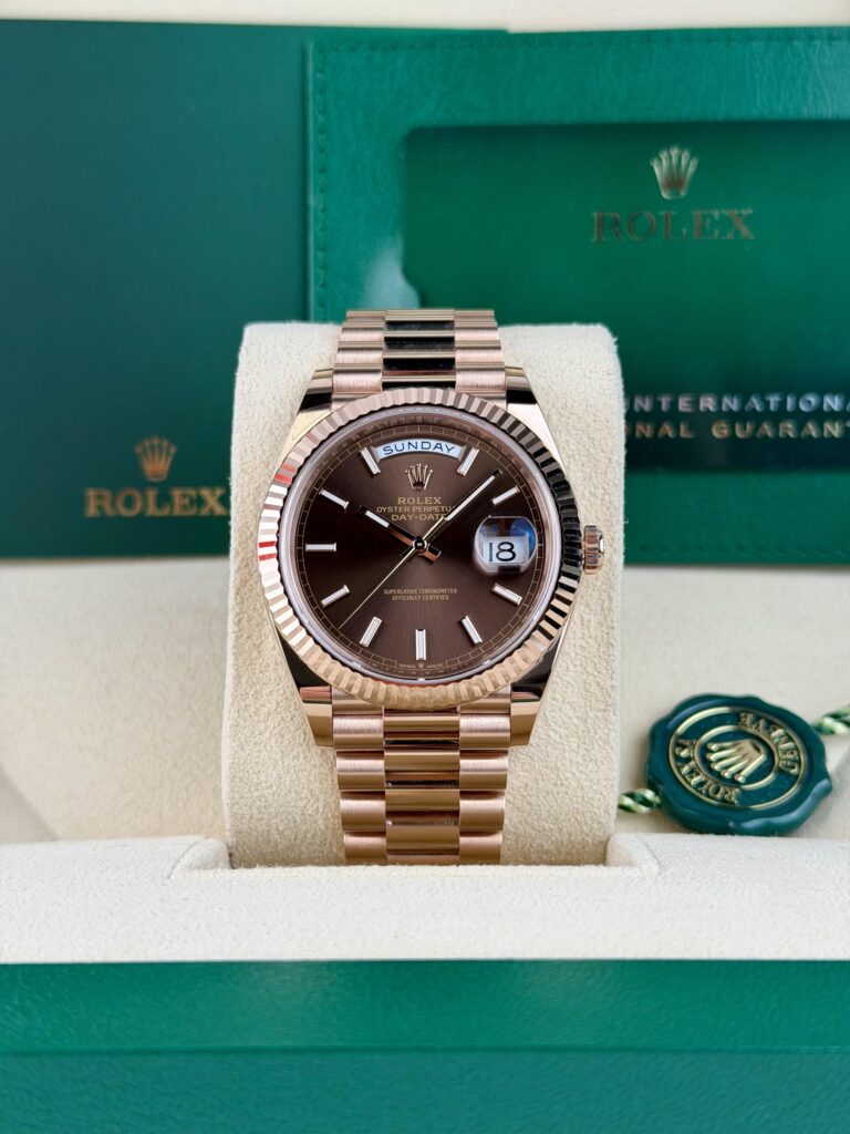 Rolex Day-date 40mm UNWORN 2026 Chocolate Brown Index Fluted President 228235