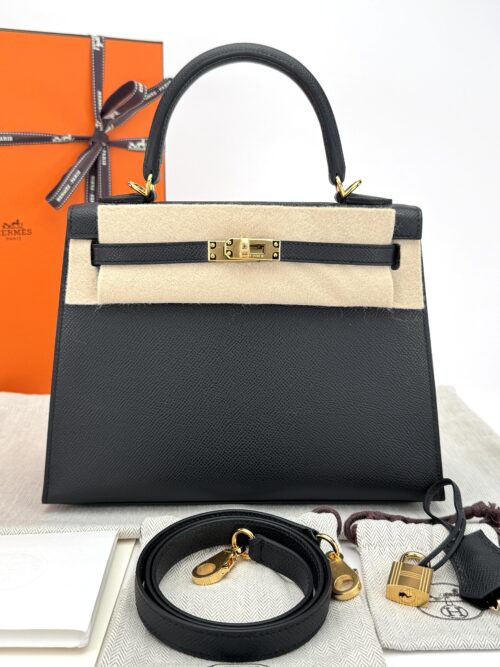 Hermes Kelly 25 Sellier Epsom Black/Noir Gold Hardware G Stamp Unworn
