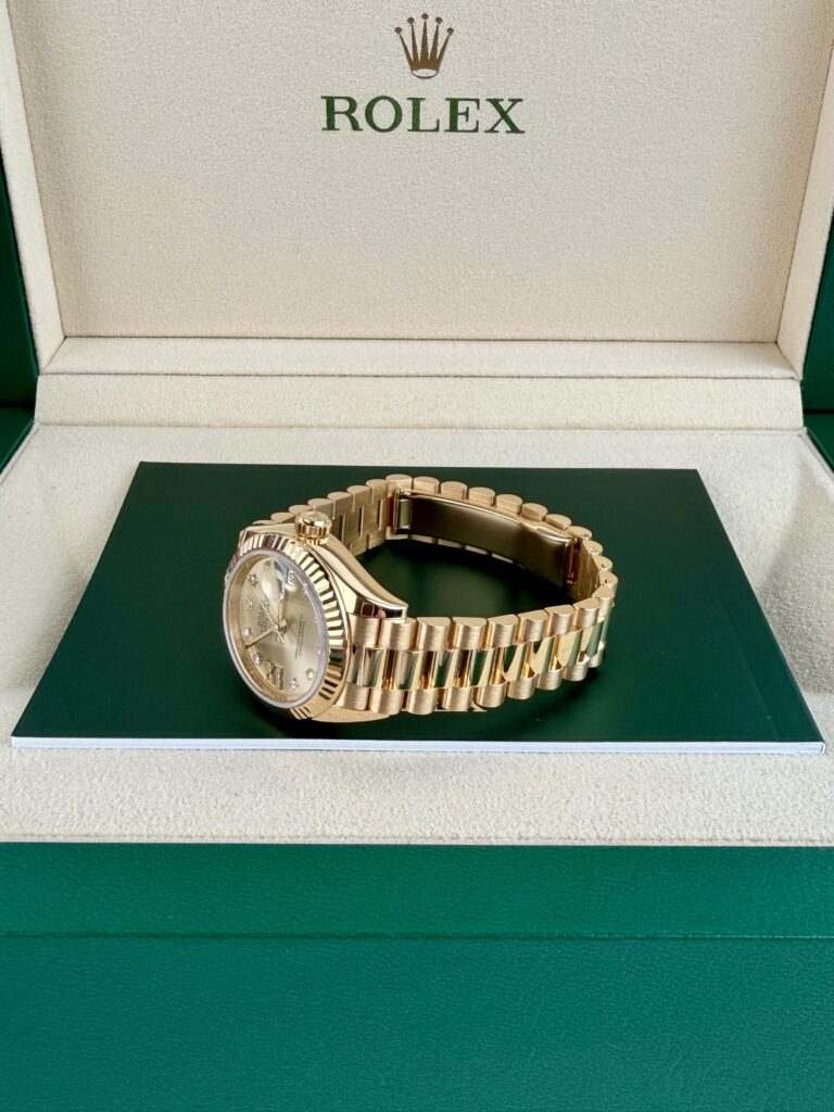 Rolex Datejust 28mm 2018 Champagne Star Diamond Fluted President 279178
