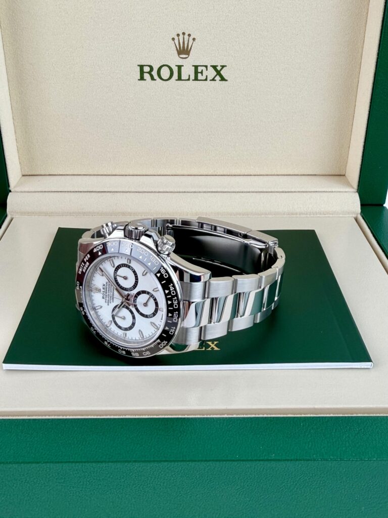 Rolex Daytona Unworn 2026 White Panda 40mm Index Oyster Wood 126500LN